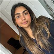 English tutor providing engaging lessons for pupils of all ages!